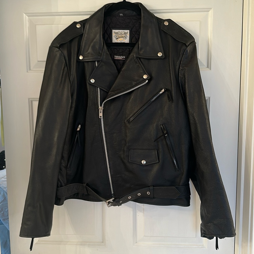 Motorcycle jacket by Wilsons Leather. Black, Size XXL. Never been worn.